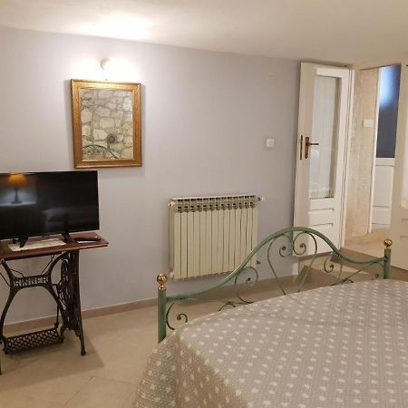 Apartments Gabri Mali Lošinj Екстериор снимка