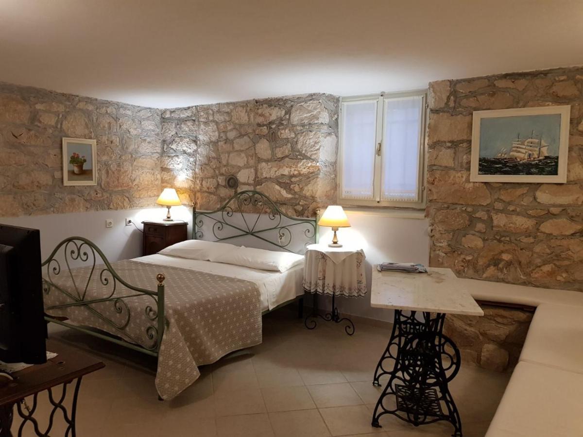 Apartments Gabri Mali Lošinj Екстериор снимка