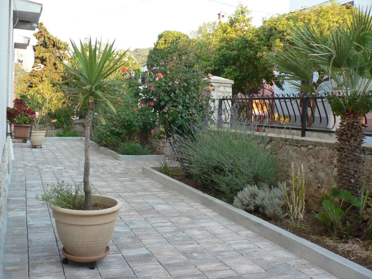Apartments Gabri Mali Lošinj Екстериор снимка
