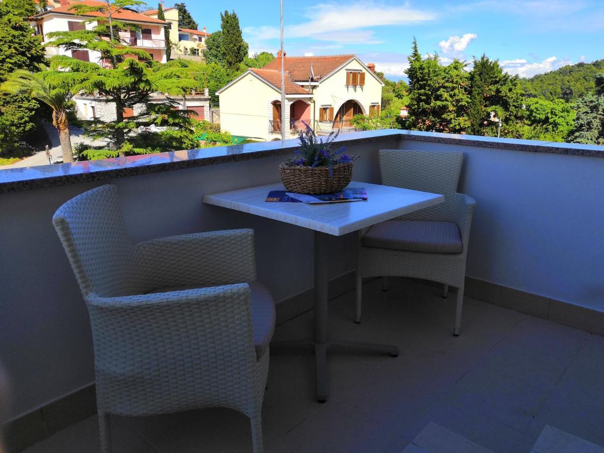 Apartments Gabri Mali Lošinj Екстериор снимка
